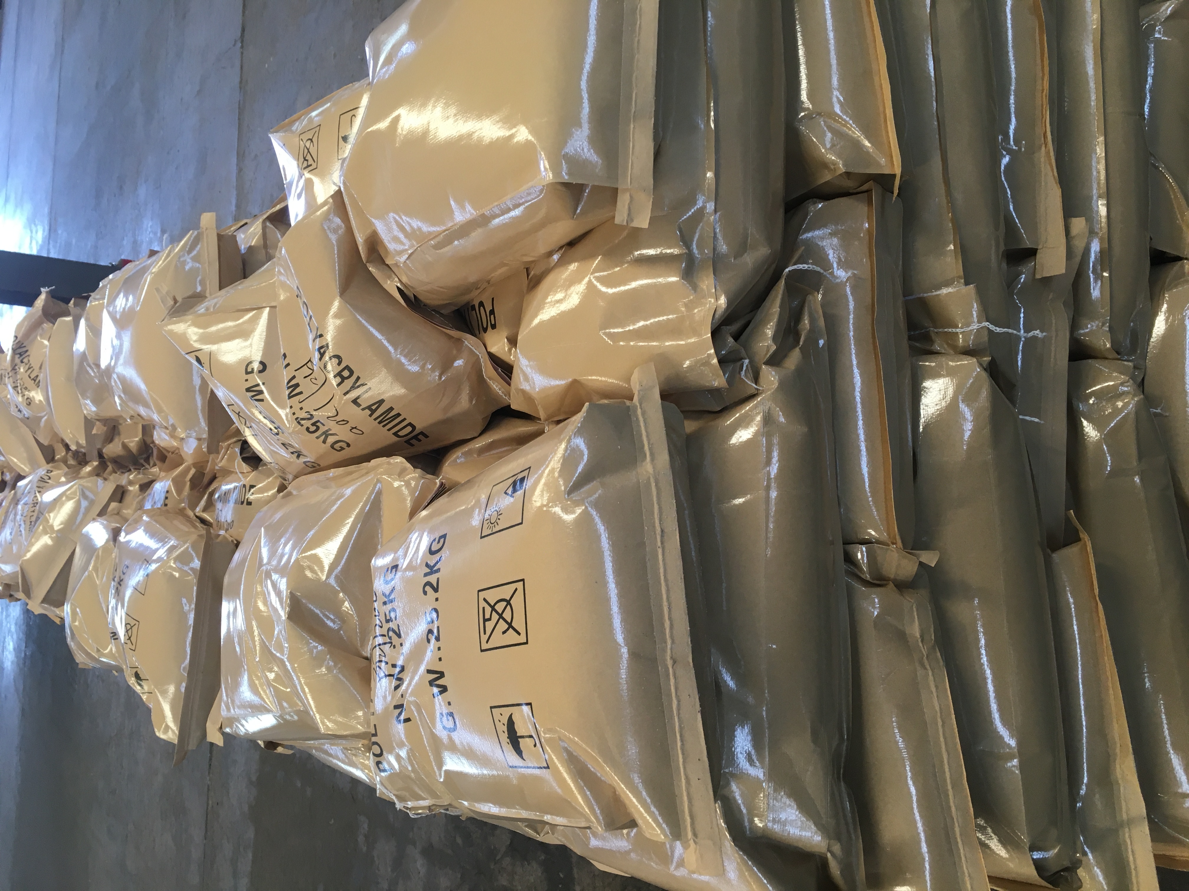 玻璃磨邊污水用聚丙烯酰胺處理可以嗎 玻璃磨邊污水用聚丙烯酰胺處理可以嗎